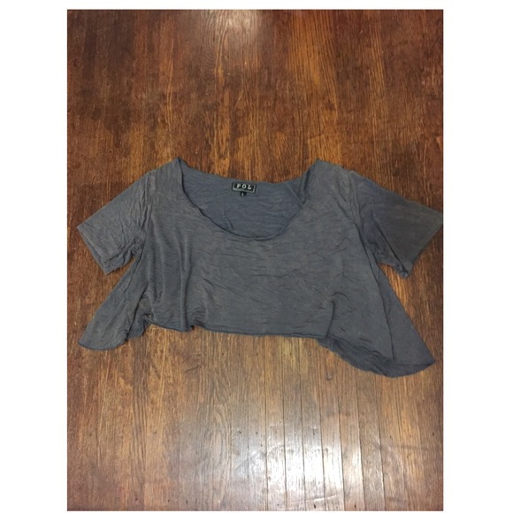 Gray flowy crop top