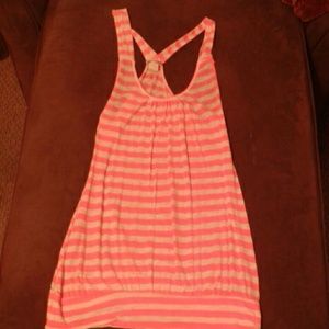 Sleeveless hot pink stripped top