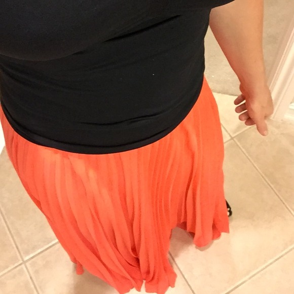 Bebe melon maxi skirt