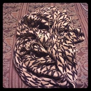 MK Infiniti Scarf