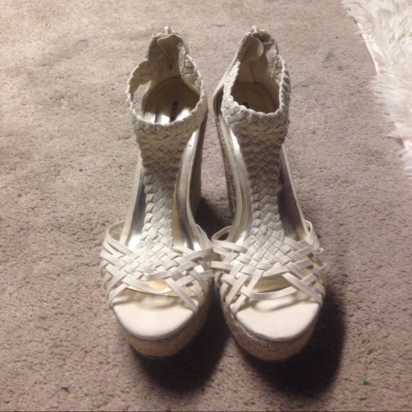 Never worn wedges. - Picture 4 of 4