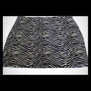 Forever 21 leopard mini skirt !!