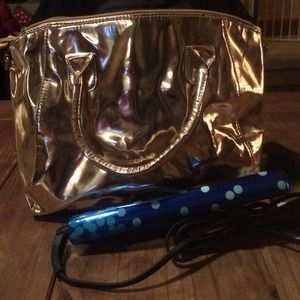 Brand new bubbly blue ultra chi flat iron