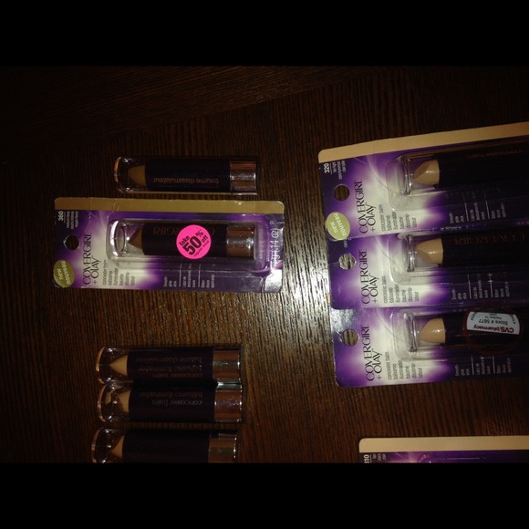 Lip stick - Picture 3 of 4