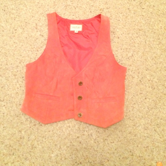 Pink leather vest - Picture 1 of 2