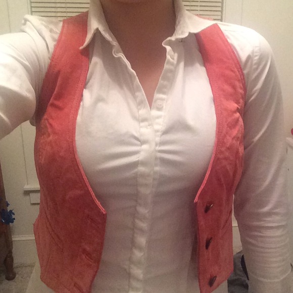 Pink leather vest - Picture 2 of 2