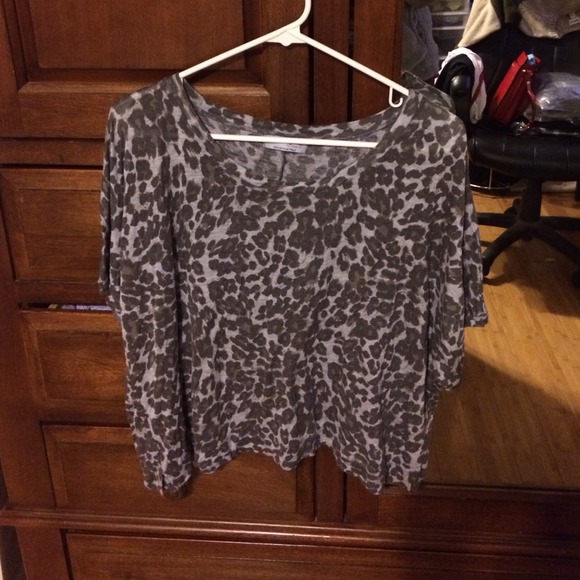 Gently worn Michael Stars stretch t-shirt