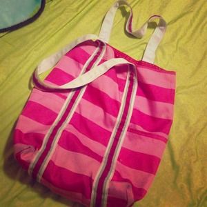 Reversible tote bag