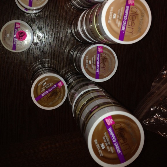 Creme foundation - Picture 3 of 4