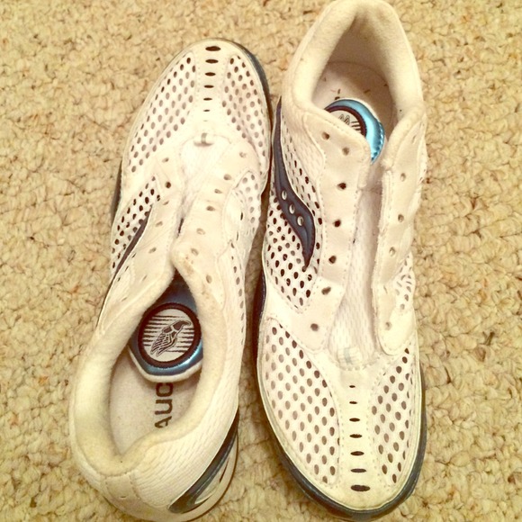 Spiked track shoes - Picture 1 of 2