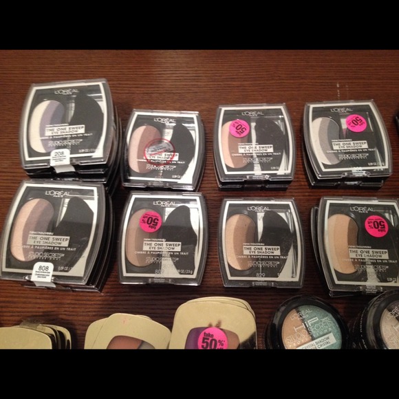 Eye shadow - Picture 2 of 4