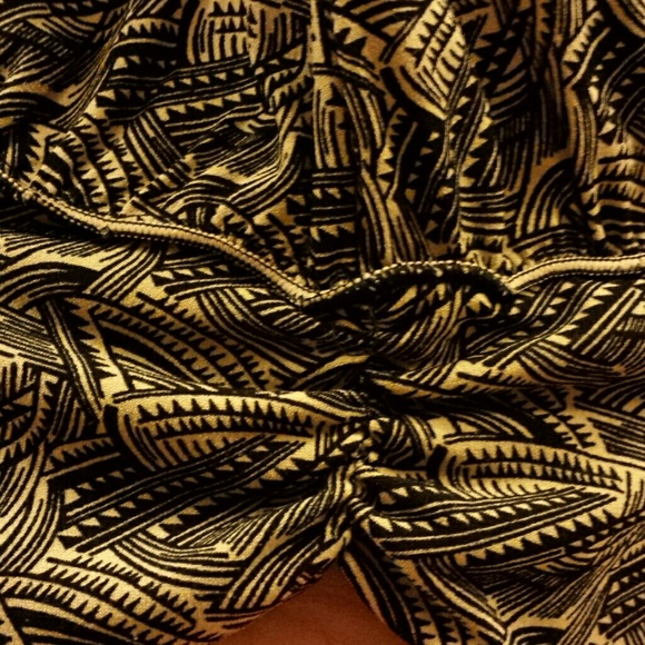 Studio M top - Picture 2 of 3