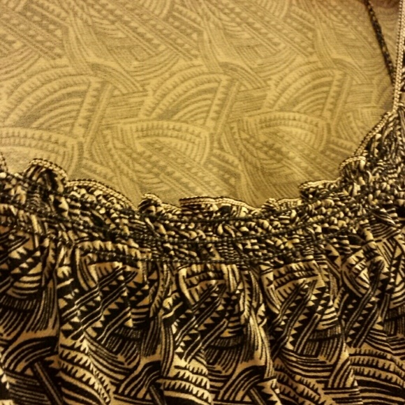 Studio M top - Picture 3 of 3