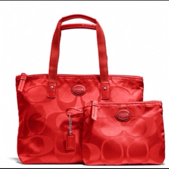 Coach Handbags - NWT, Coach Getaway Signature Nylon Packable Tote!