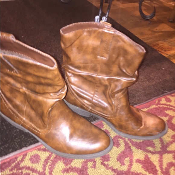 Brash Ankle Pixie Western Boots