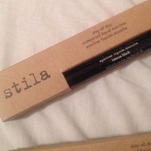 Stila waterprf stay allday eyeliner intense black