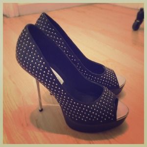 ‼️REDUCED‼️Studded heels