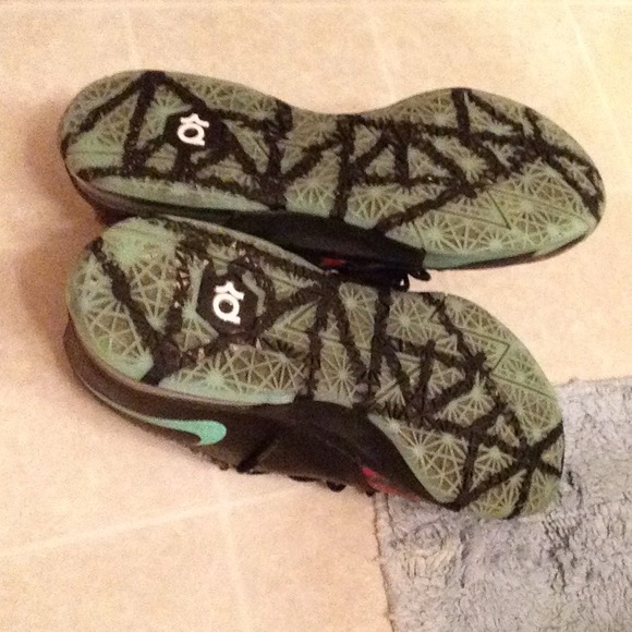 💦TRADED 🔥KD 6 "Illusion" - Picture 2 of 4