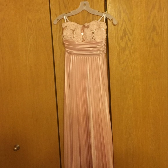 Light Pink "Speechless" Prom Dress - Picture 4 of 4