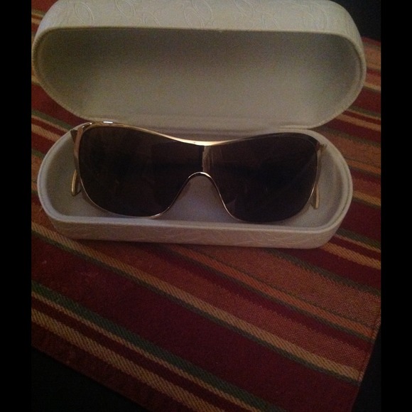 Oakley sunglasses