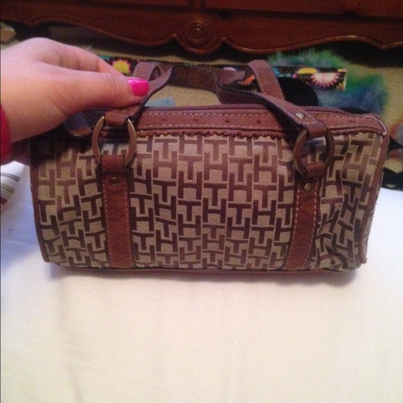 Tommy Hilfiger bag