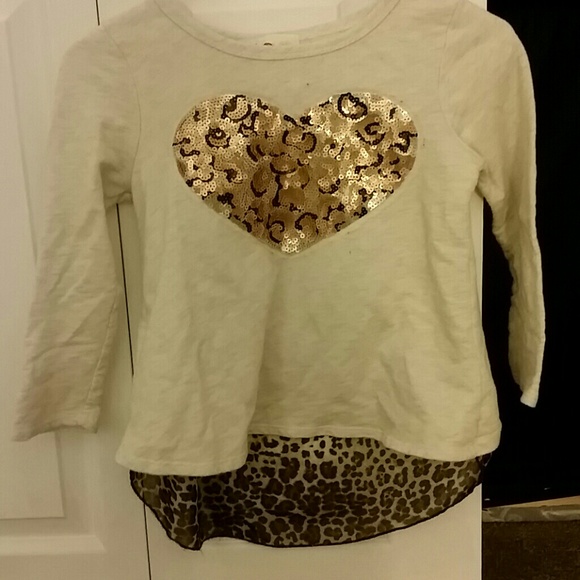 Kids 3 quarter sleeve heart shirt