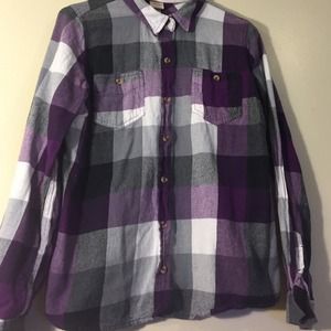 Long sleeve button up flannel shirt!