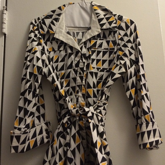 REDUCED - Diane von Furstenberg Wrap Dress - Picture 2 of 3