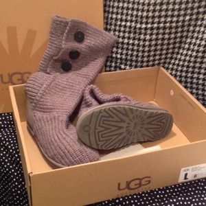 👑AUTHENTIC👑 🎀Knit Uggs🎀