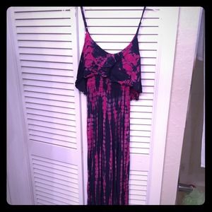 Tie dye maxi dress!