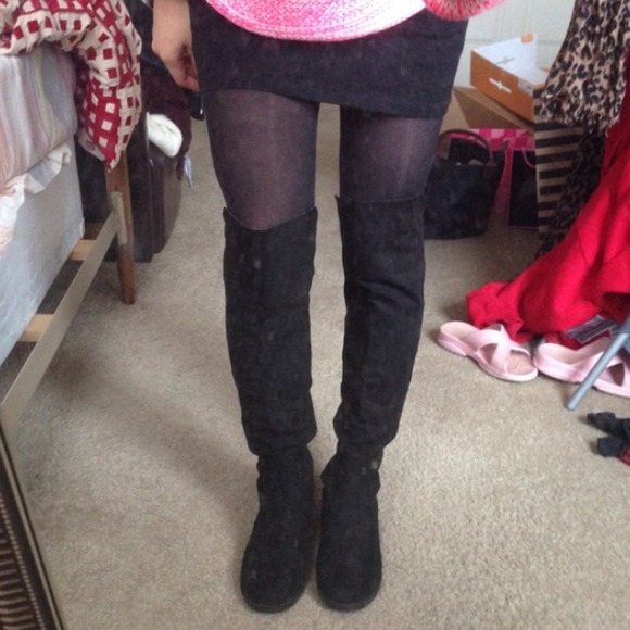 Mixed texture boots - Picture 1 of 4