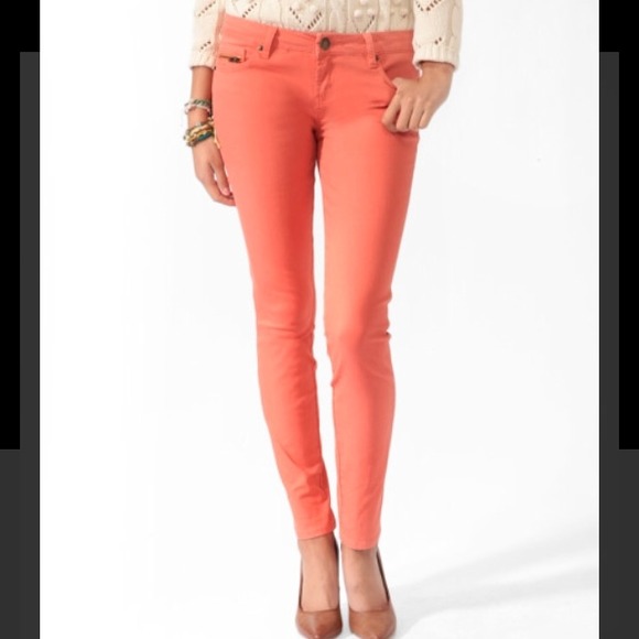 Paige skinny jeans in salmon color