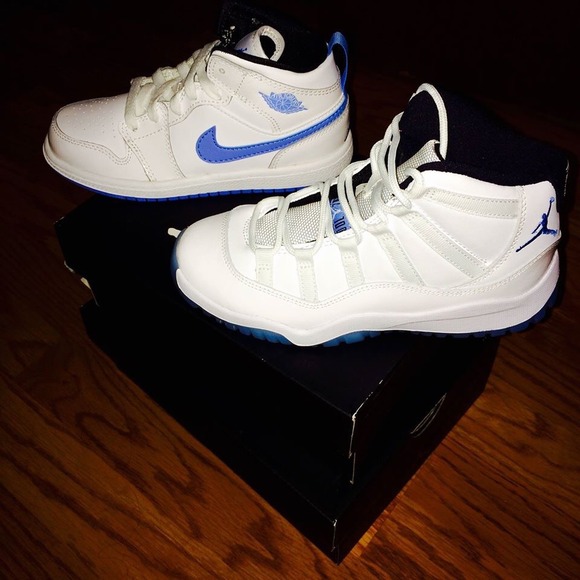 Air jordan 1 and 11 'legend blue' bundle sz 1Y