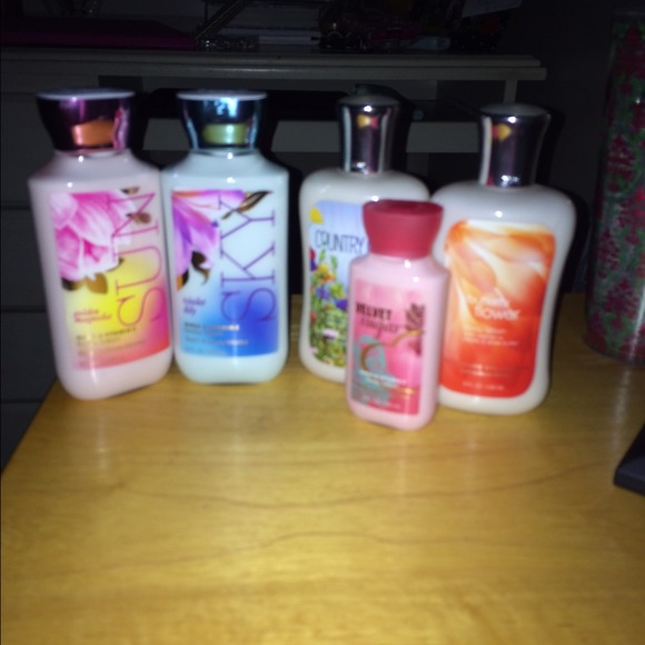 ❎TRADED❎Bath & Body Works lotion bundle