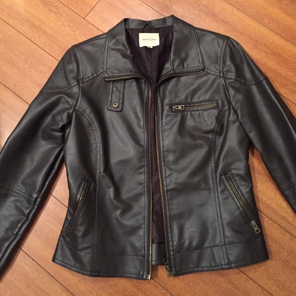 Bundle - UO jacket, Zara shirt