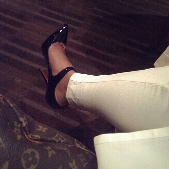 Red bottoms just for show ?  Not for sale