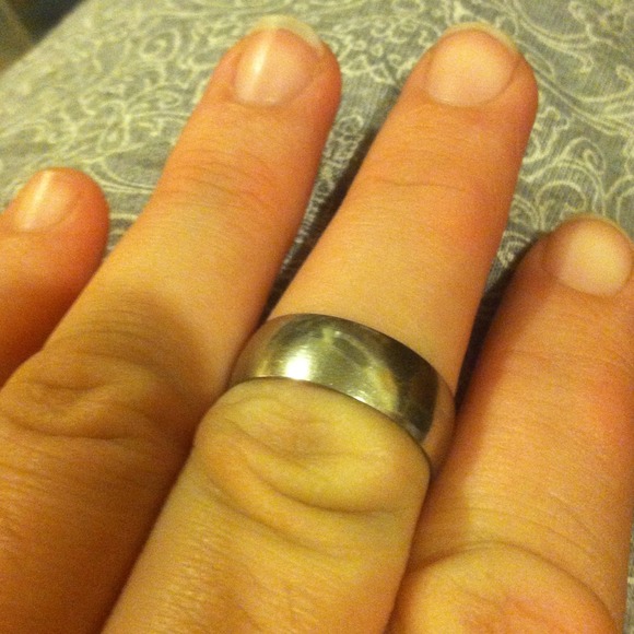 Stainless Steel Ring NWOT - Picture 2 of 4