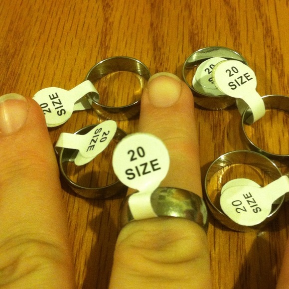 Stainless Steel Ring NWOT - Picture 4 of 4