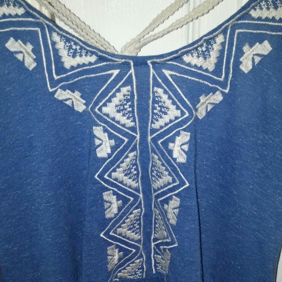 Blue Aztec Tank - Picture 3 of 4