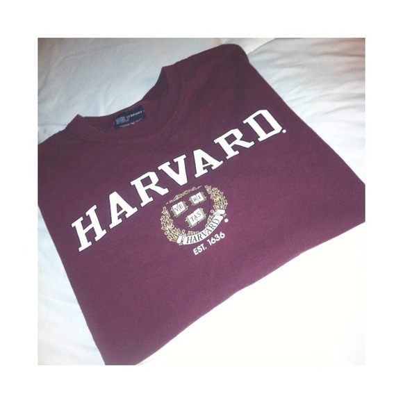 Harvard tshirt