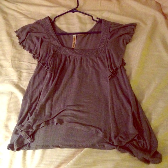 Grey flowy top