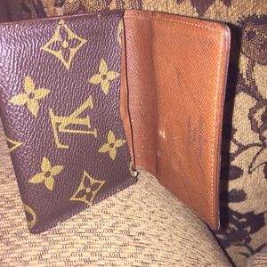 🎉🌟Sale Sale LV Authentic Credit Card Holder🎉🌟