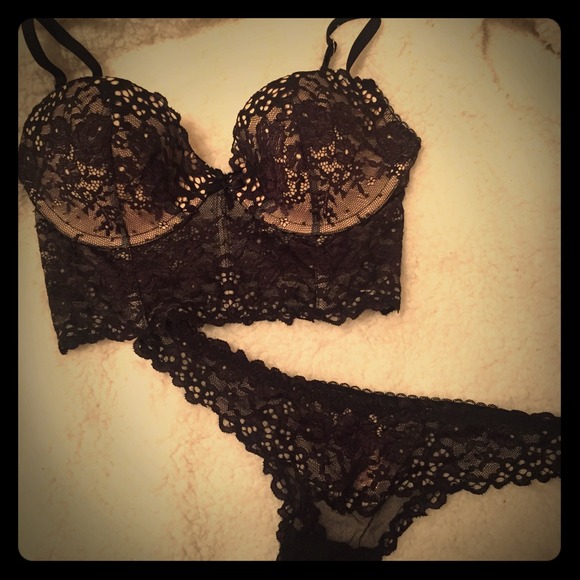 Gorgeous Long Line Bra and Panty Set NWT