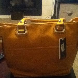 New Tignanello  Mustard bag/Trade for Kobeb