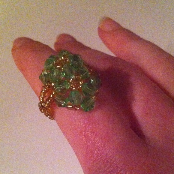Beaded flower ring