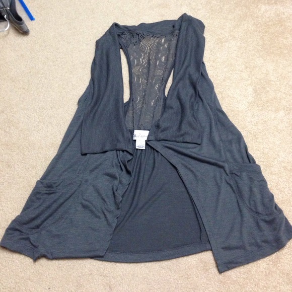 Sold: Tank cardigan - Picture 5 of 5