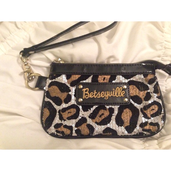 Betsey Johnson wristlet