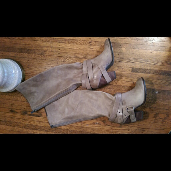 Grey leather slouchy boots