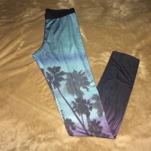 Palm tree printed leggings