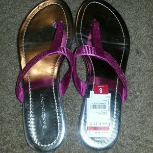 Bandolino Thong Sandals